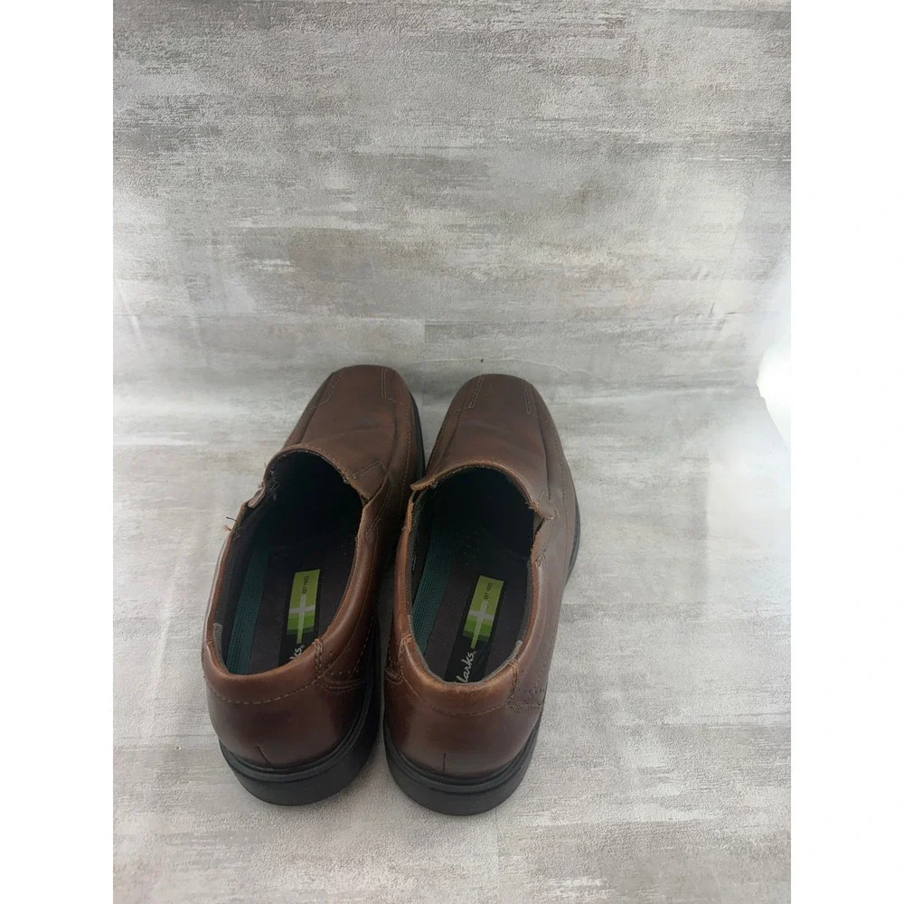 Clarks Men Brown Leather Slip On Square Toe Loafers 71734 Size 9M